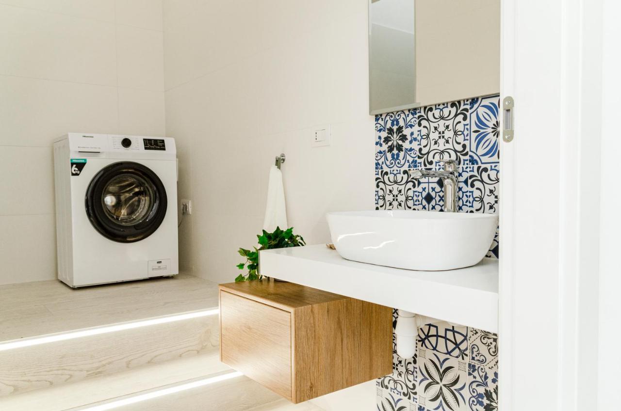 Spa & Relax Aesthetic Apartment 50M Dal Mare Monopoli Kültér fotó